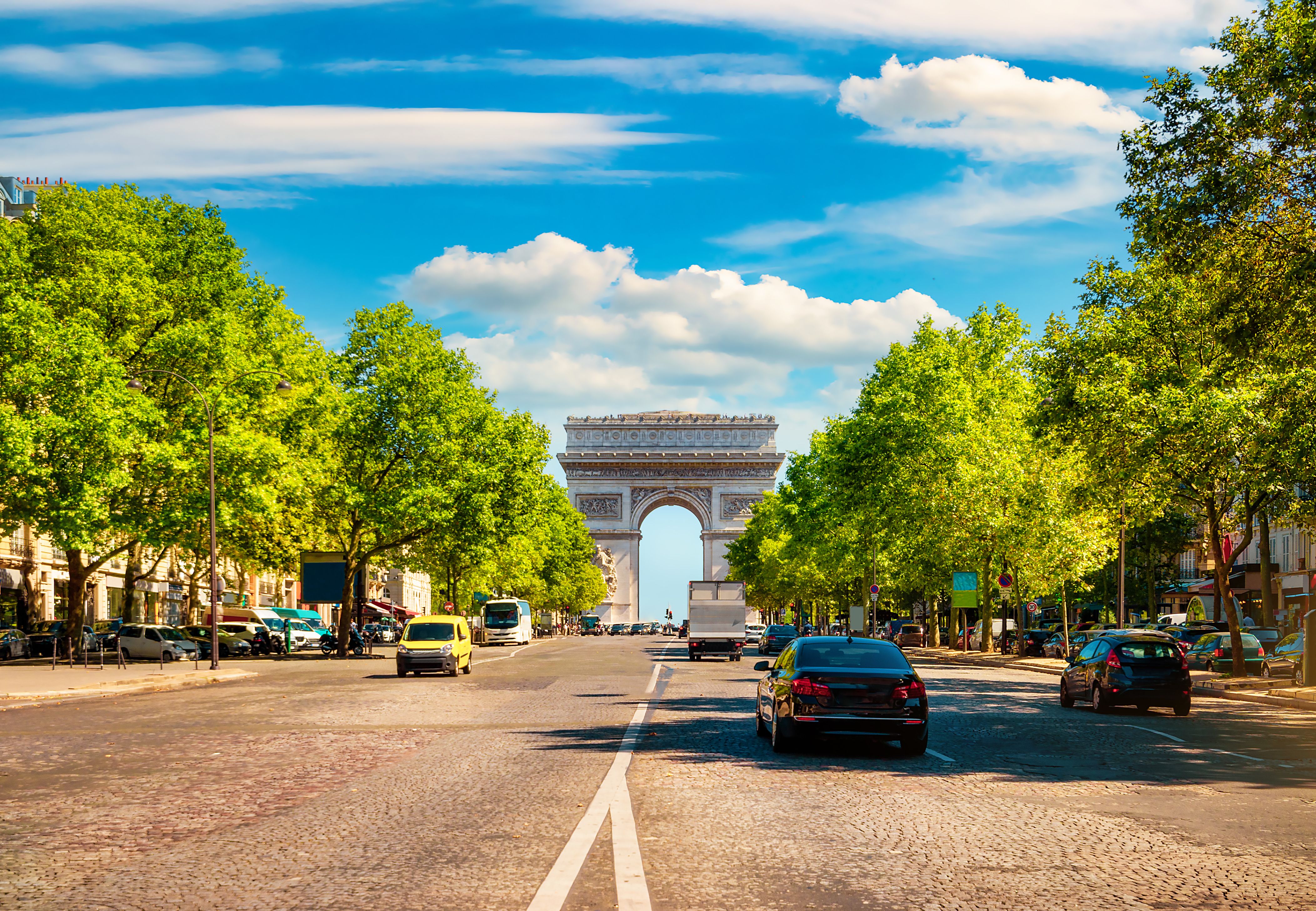 Champs Elysees 1293335491.jpg