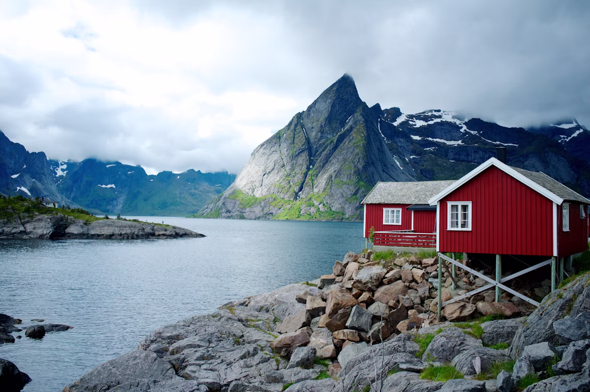 Eliassen Rorbuer, Hamnøy, Norway.avif