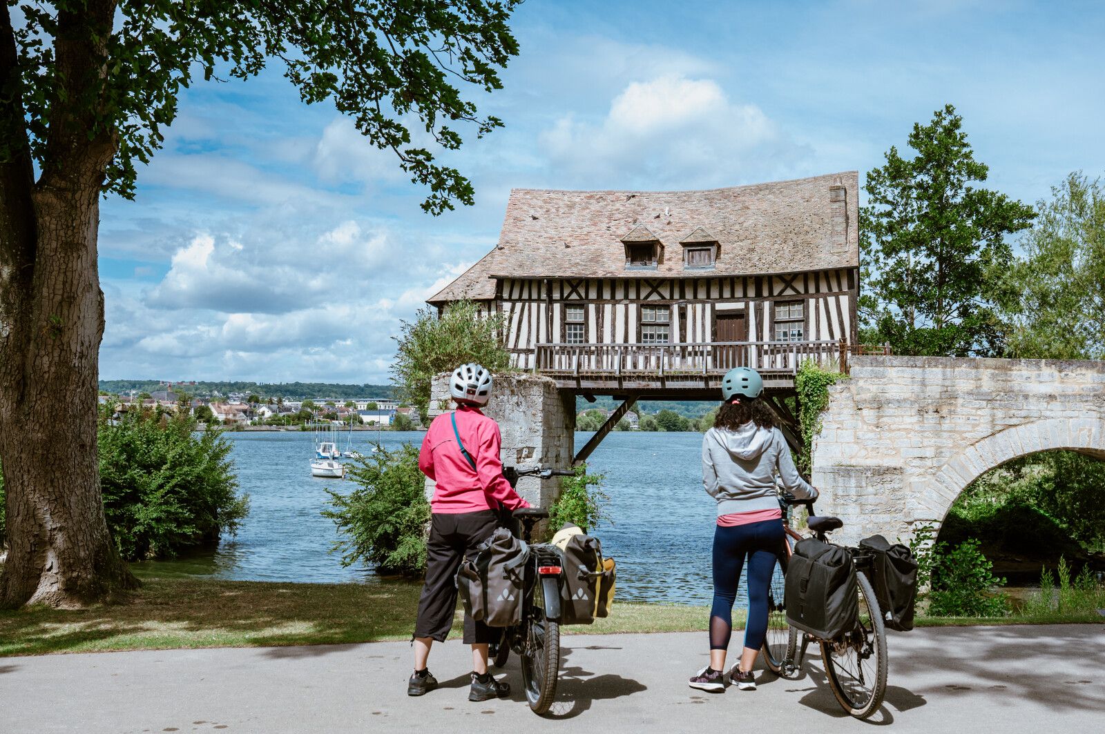 Le Vieux-Moulin, Vernon, Normandie © Ibrahim Hendy