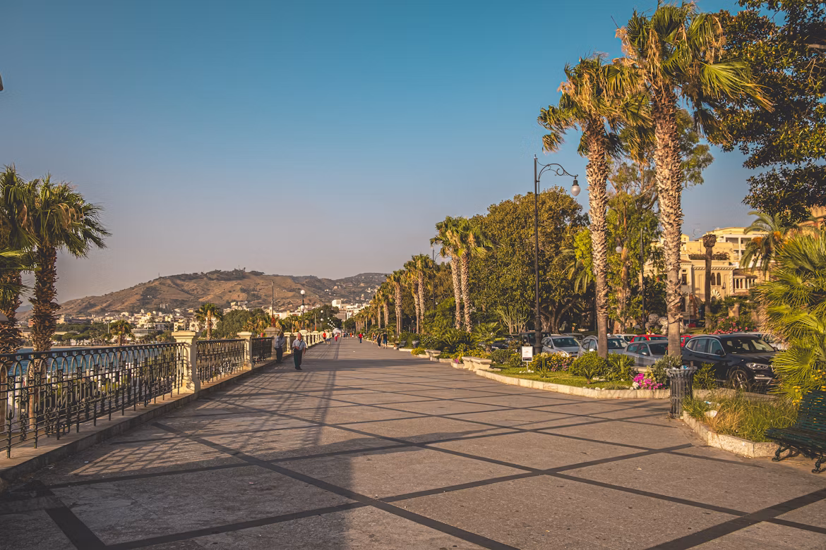 seaside promenade in Reggio Calabria