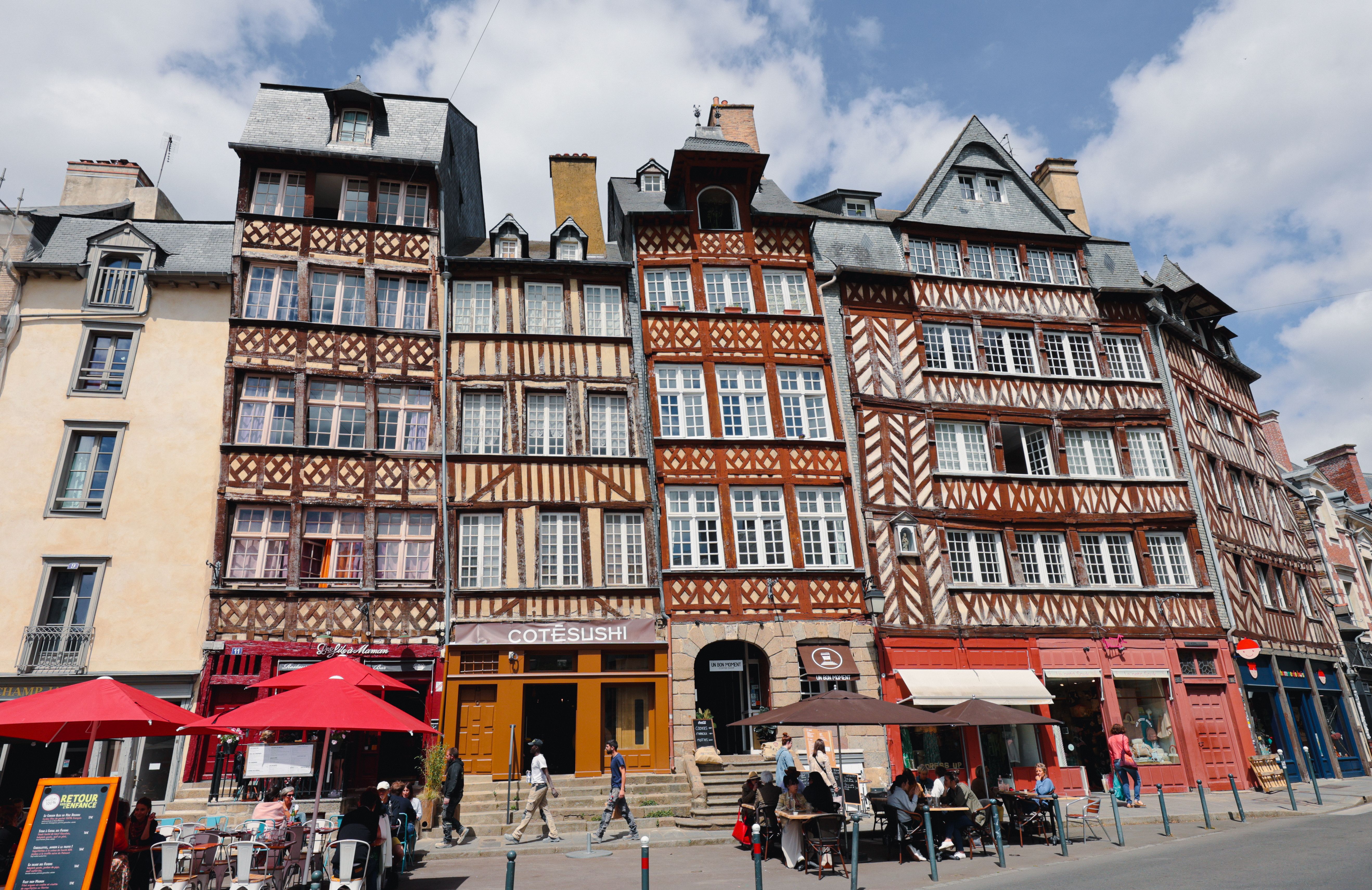 Rennes, Terrasses Champ Jacquet