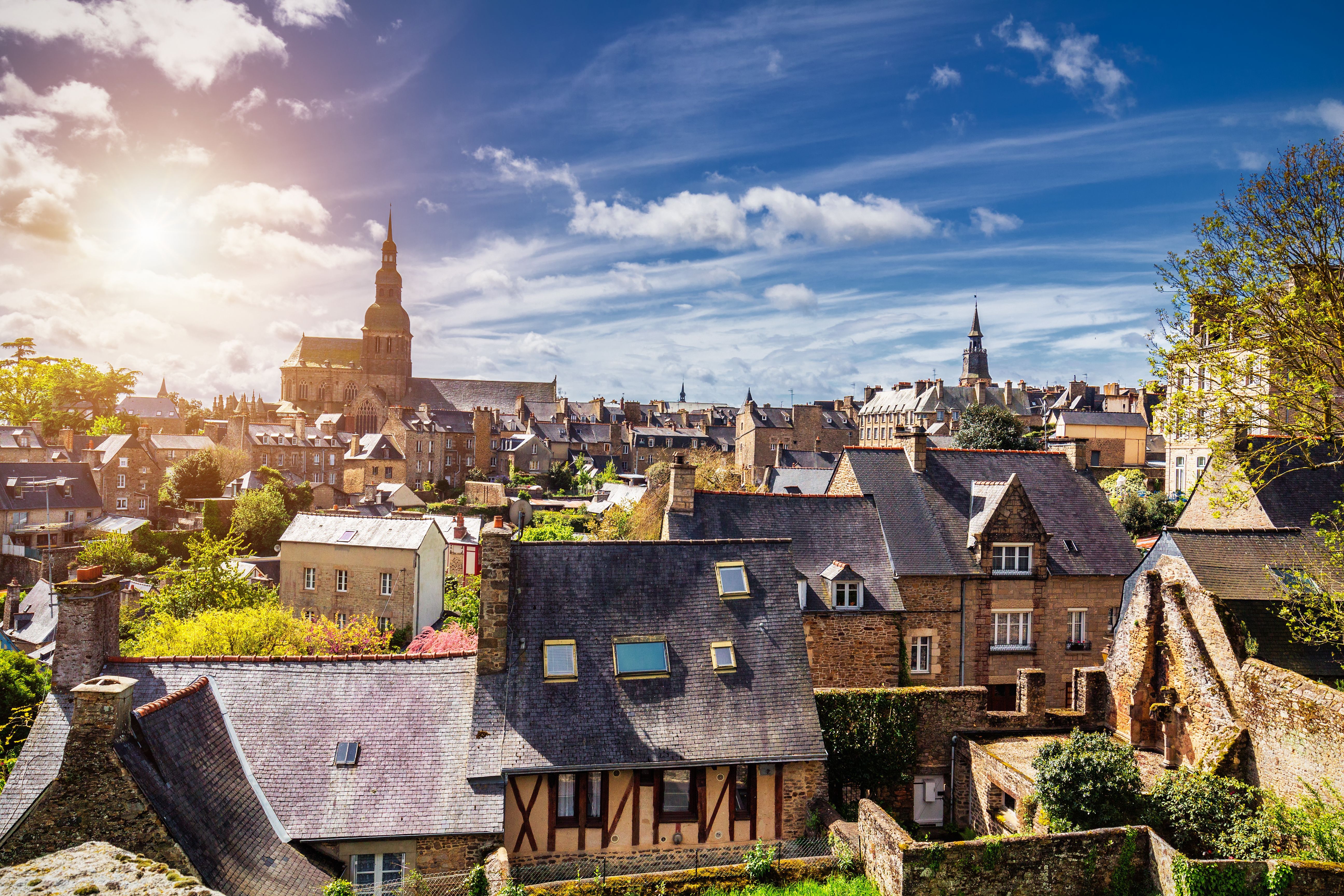 dinan (1).jpg