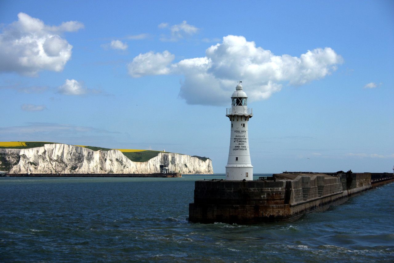 dover_128_888.jpg