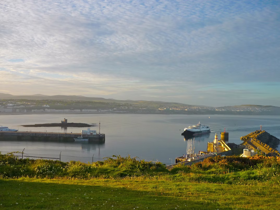 ferry approaching douglas