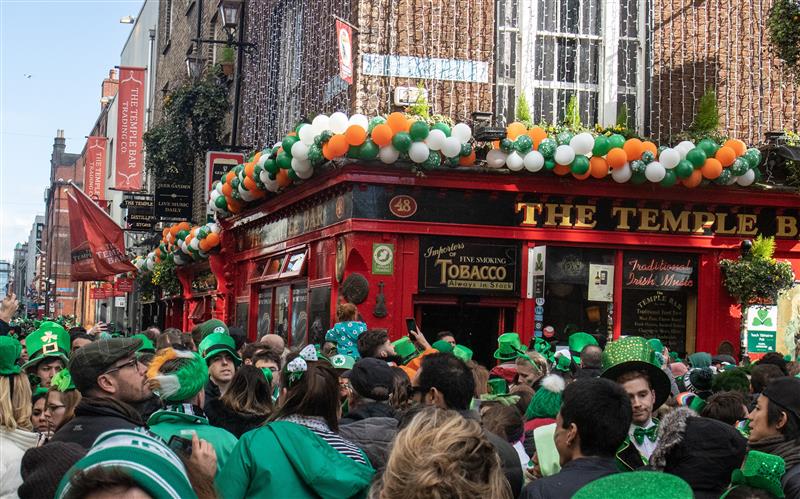 The Temple Bar in Dublin on St Patrick's Day