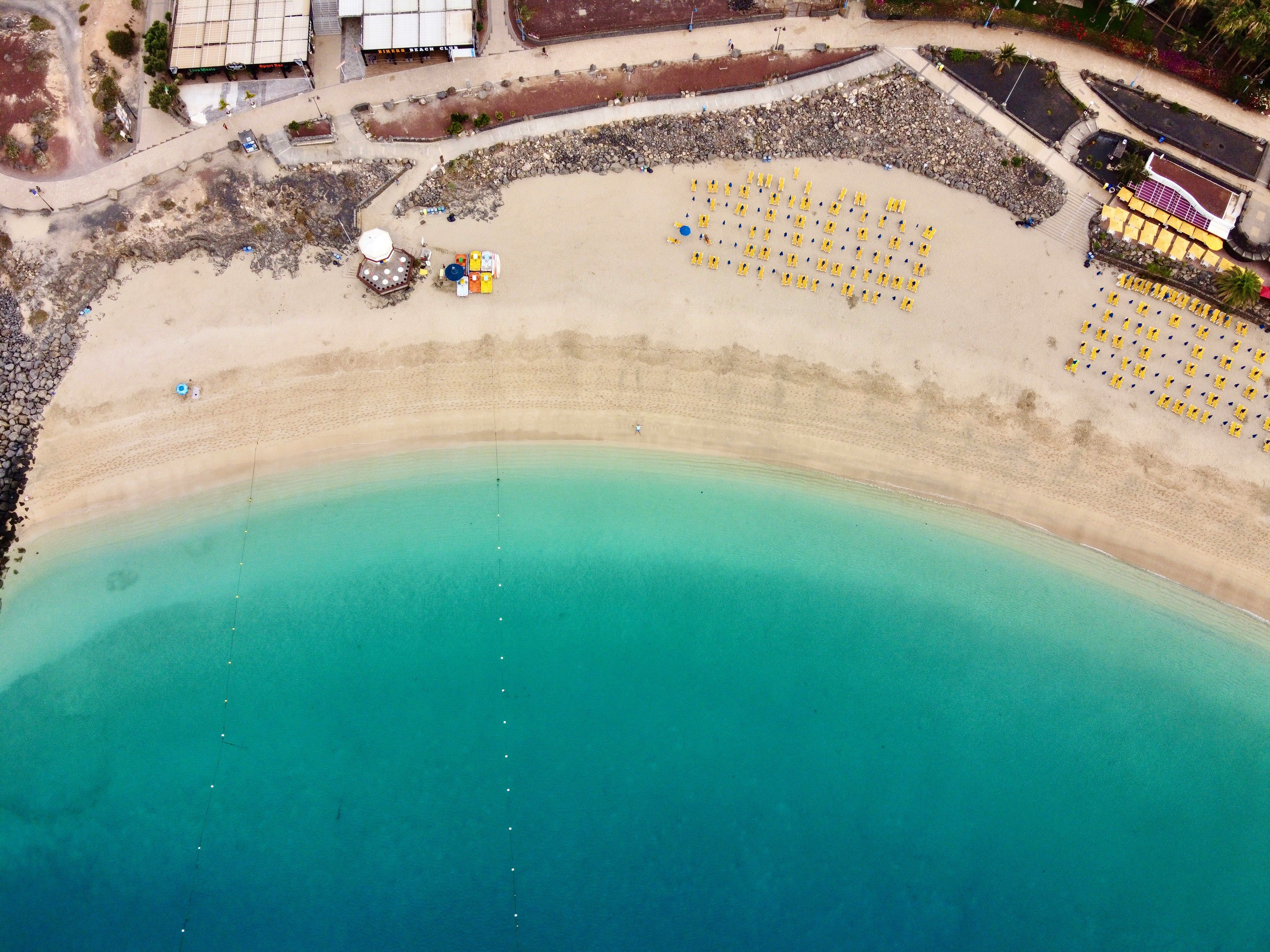 Playa Dorada beach in Playa Blanca