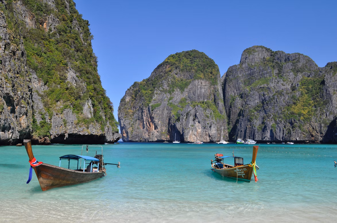 koh phi phi islands.avif