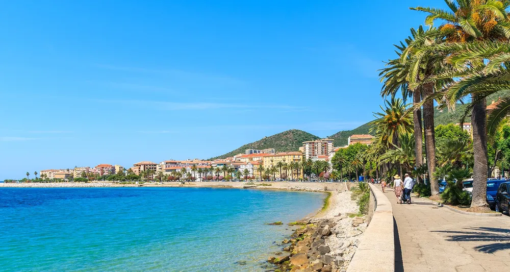 Corsica: book early to save with La Méridionale