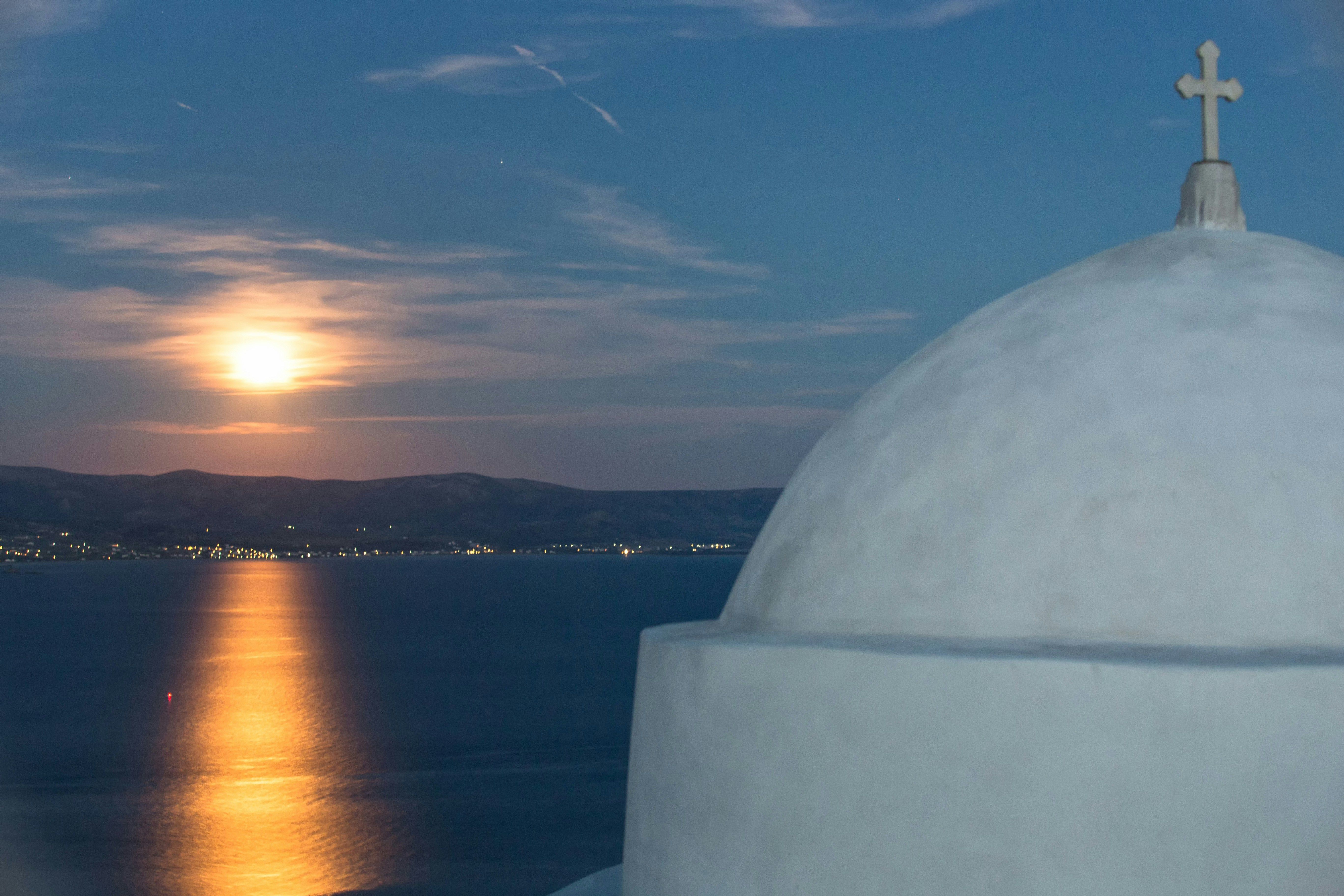 sun setting in Paros