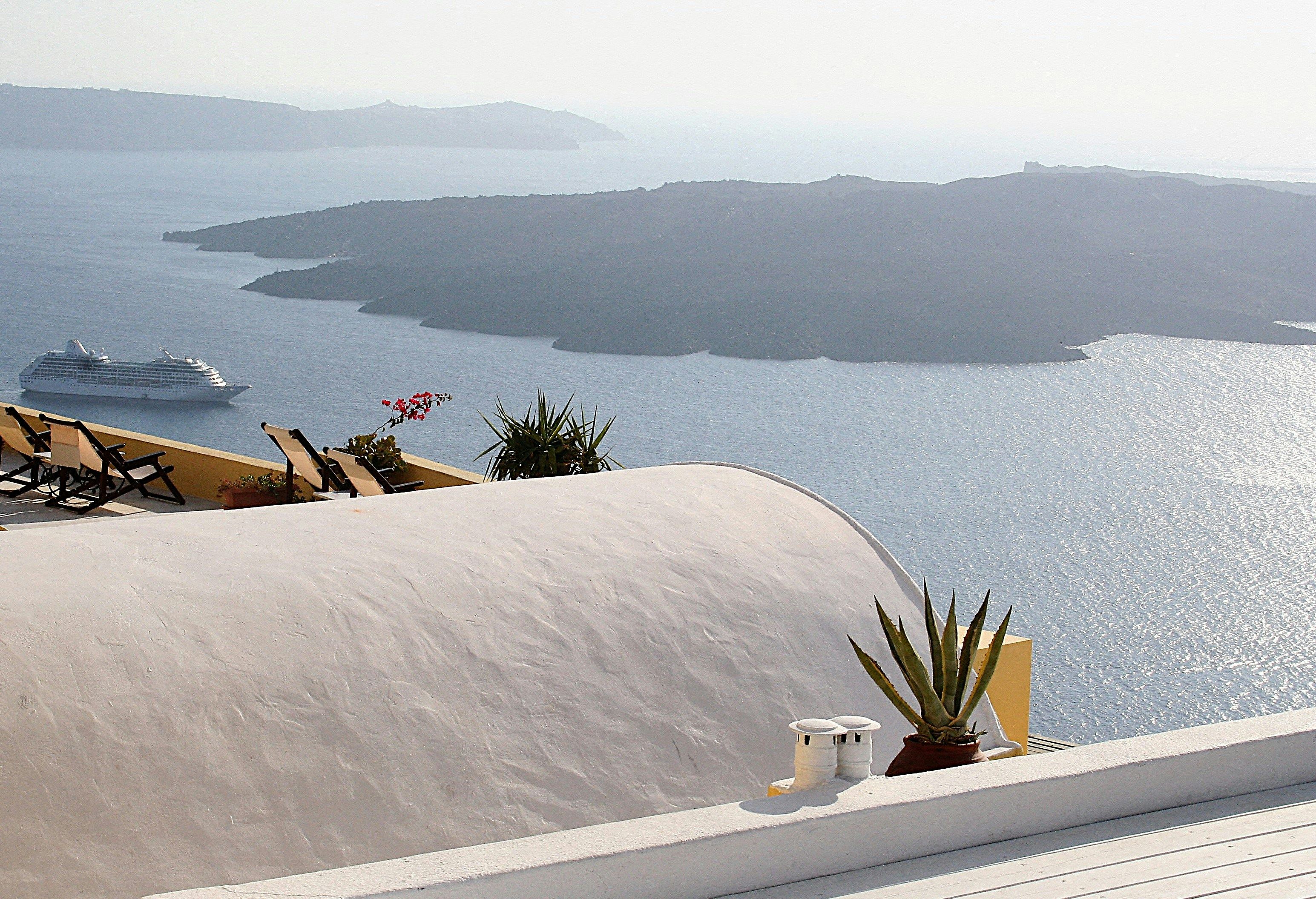 balcony overlooking the sea in Santorini