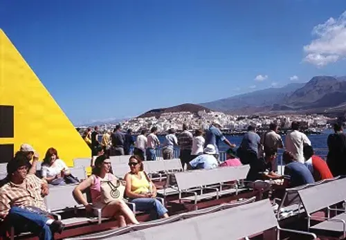 fred olsen express benchijigua express sun deck